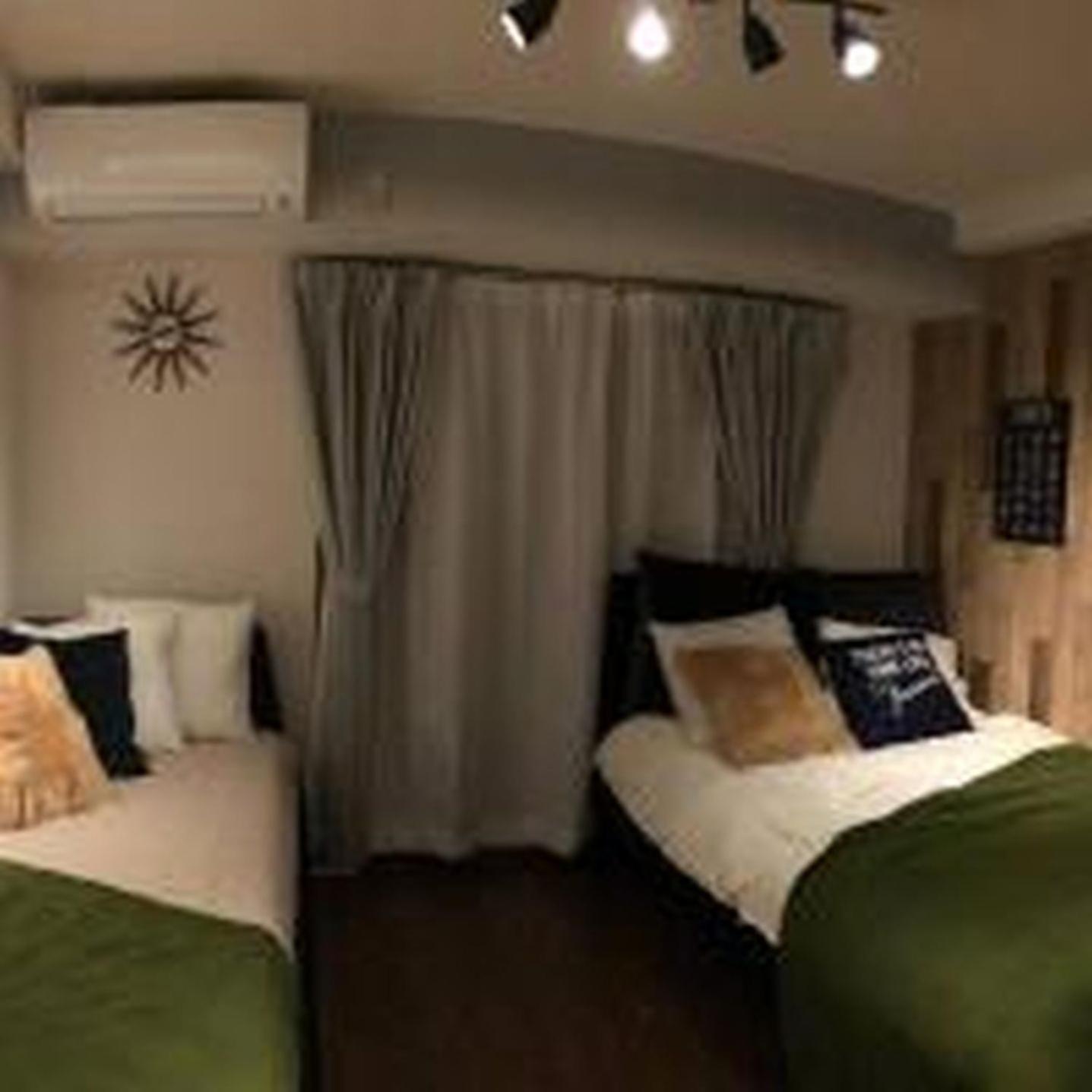 Apartemen コンフィデンスロン802 *
