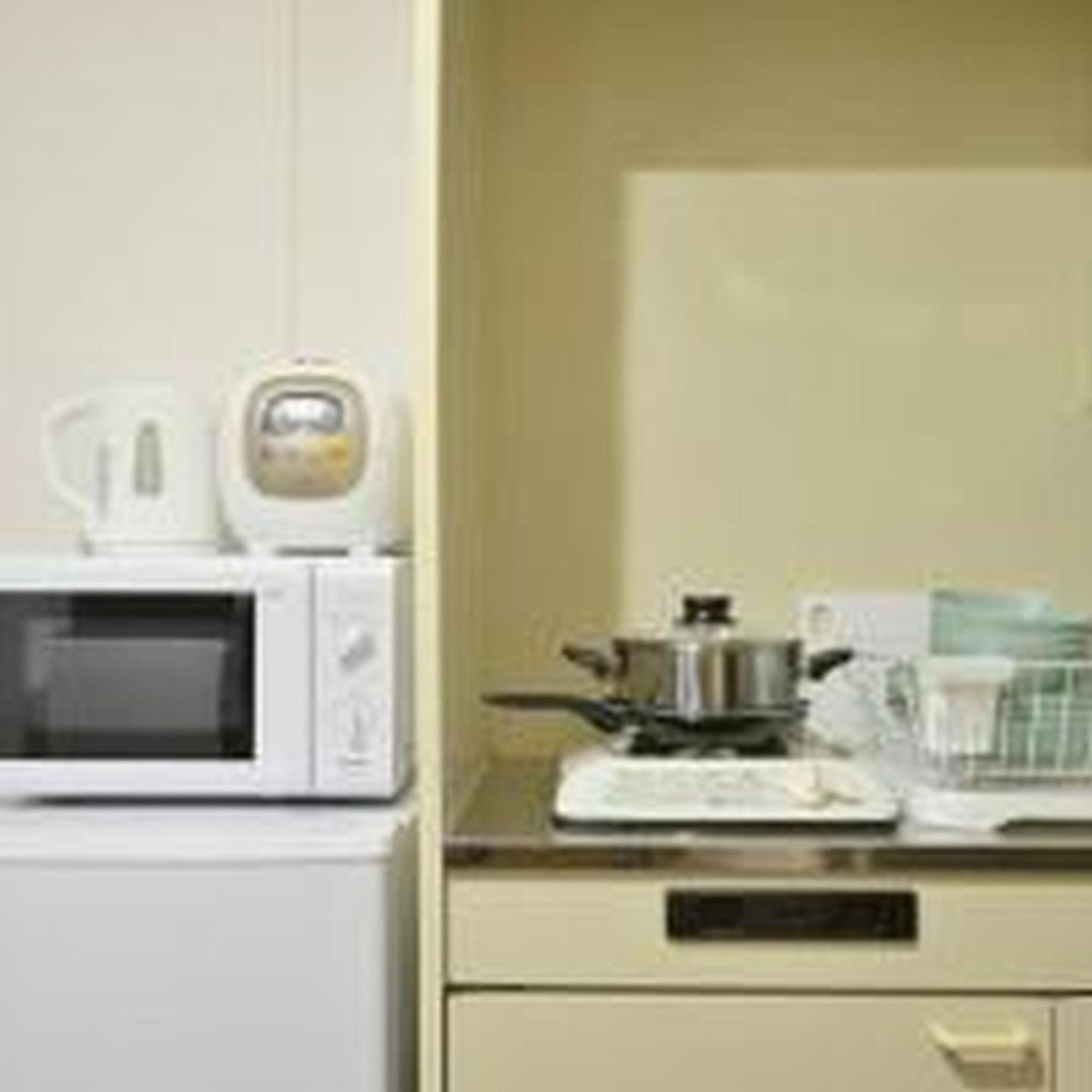 コンフィデンスロン802 Apartemen