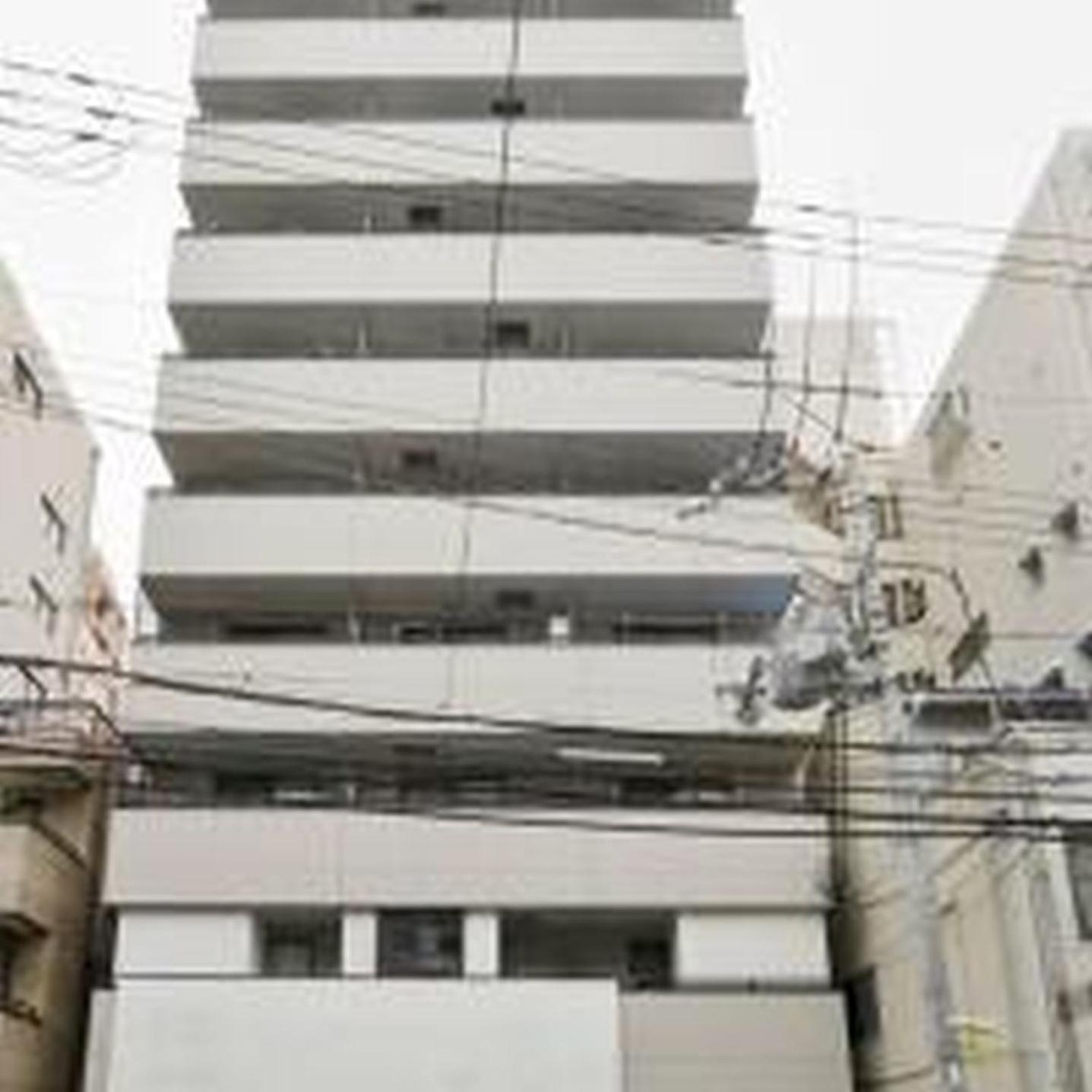 コンフィデンスロン802 Apartemen
